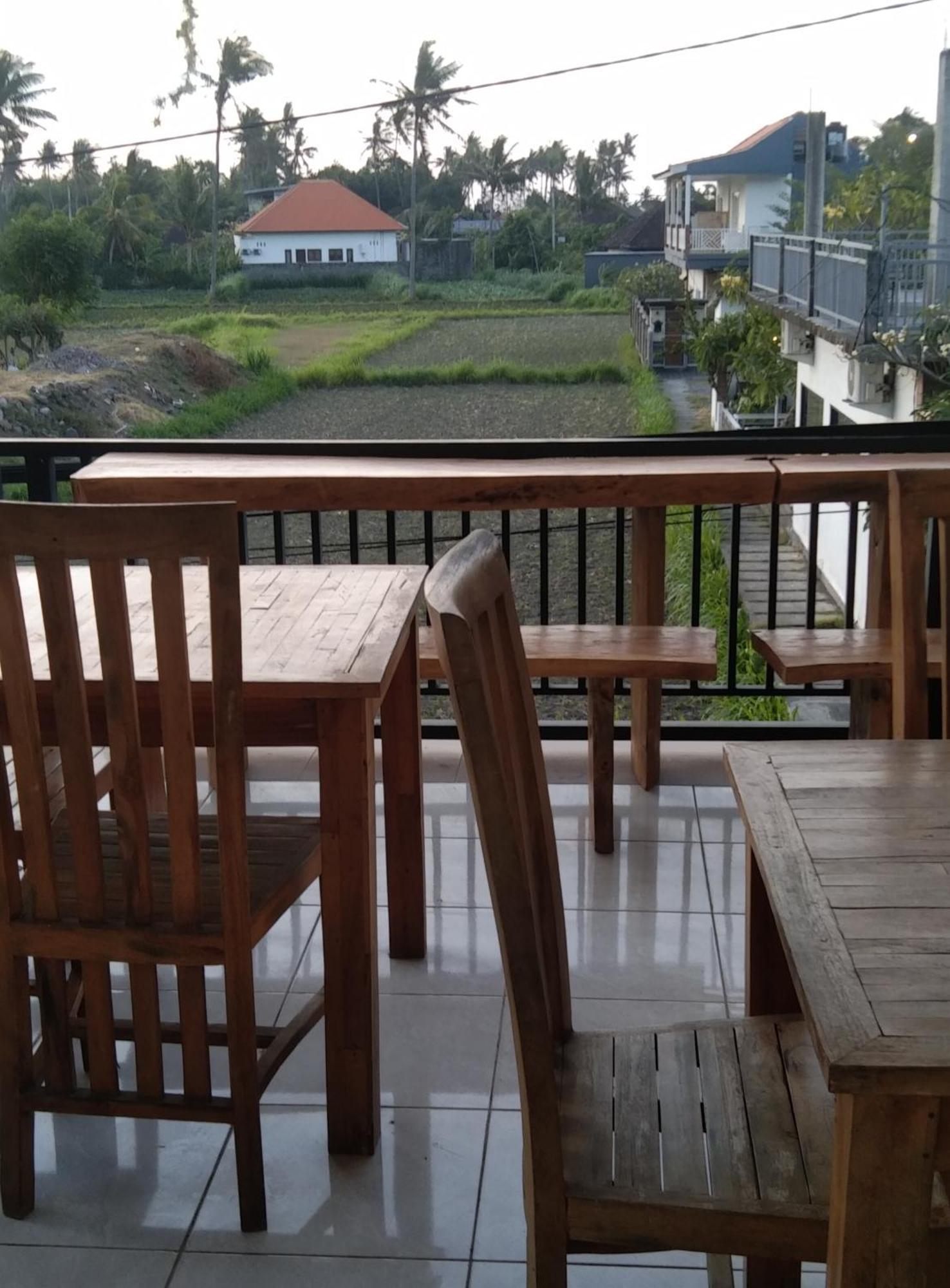 Mesari Homestay & Warung 아메드 외부 사진